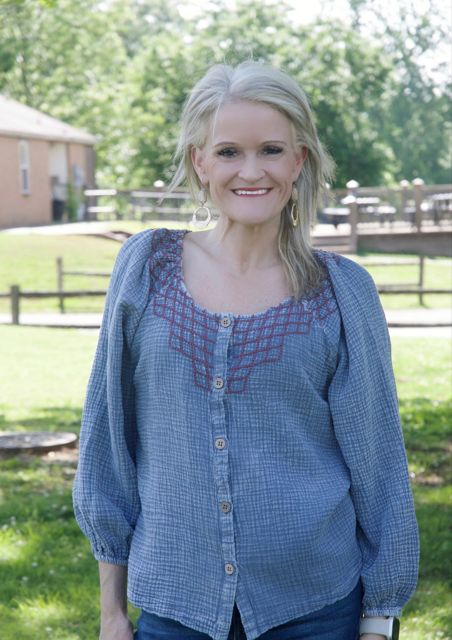 Easel Cotton Gauze Embroidered Top in Washed Denim