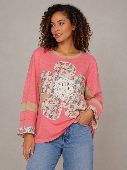 Easel Daisy Print Patch Washed Cotton Boxy Top in Candy Coral
