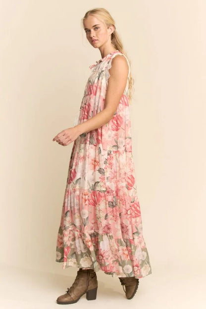 Davi & Dani Floral Maxi Dress with Lace Trim in Floral Multi