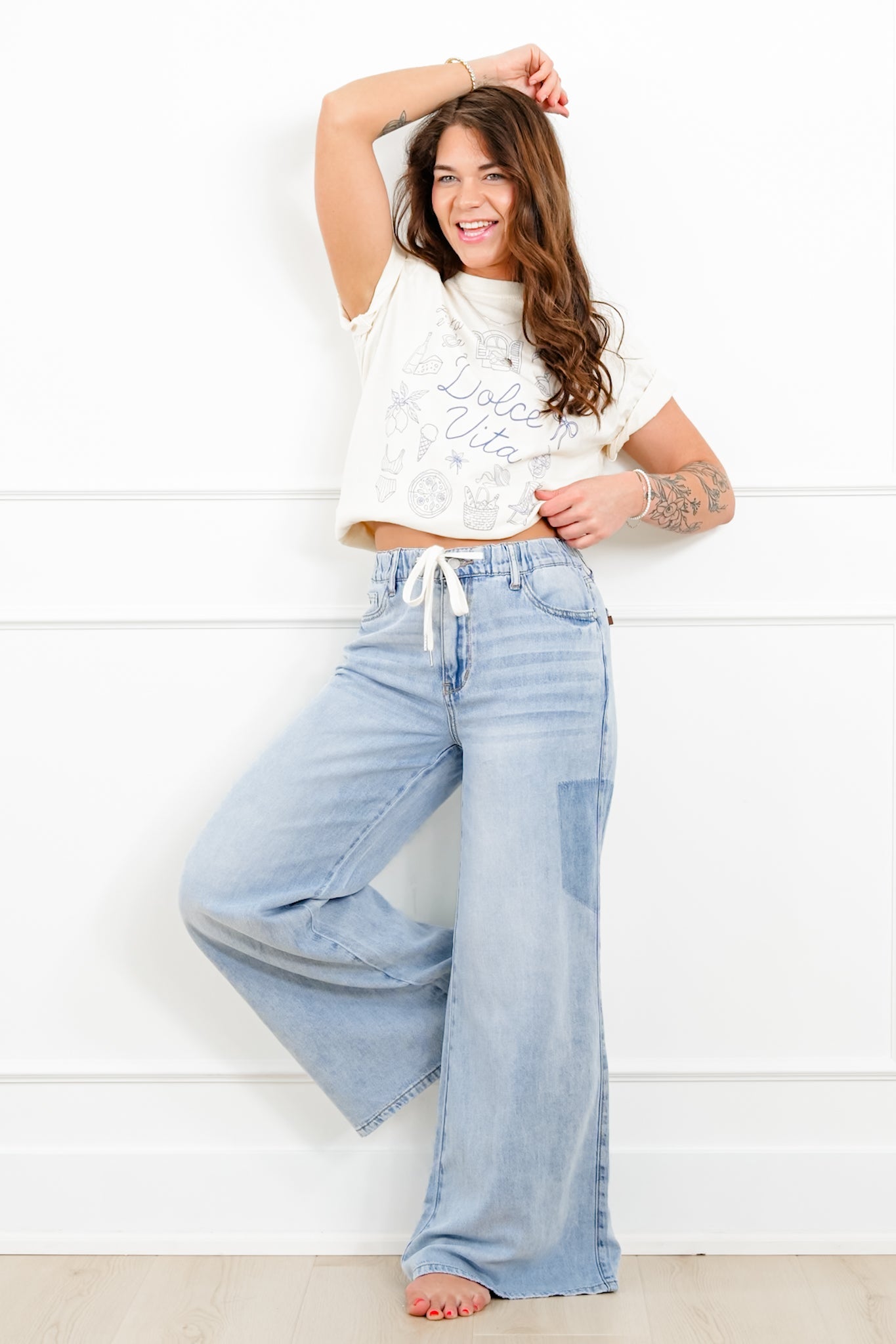 Judy Blue High Rise Light Wash Elastic Waistband Featherweight Palazzo Jeans with Shadow Pockets