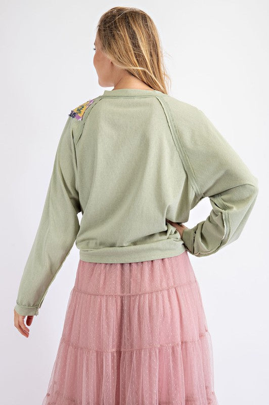 Easel Mixed Floral Pattern Top in Sage