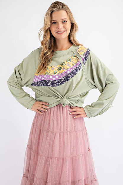 Easel Mixed Floral Pattern Top in Sage