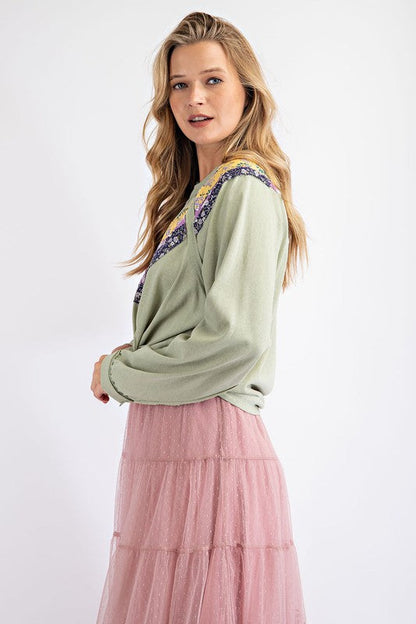 Easel Mixed Floral Pattern Top in Sage