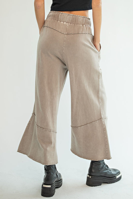 Easel Feeling Good Pull on Pants in Mushroom