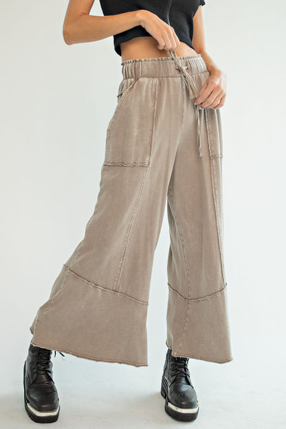 Easel Feeling Good Pull on Pants in Mushroom