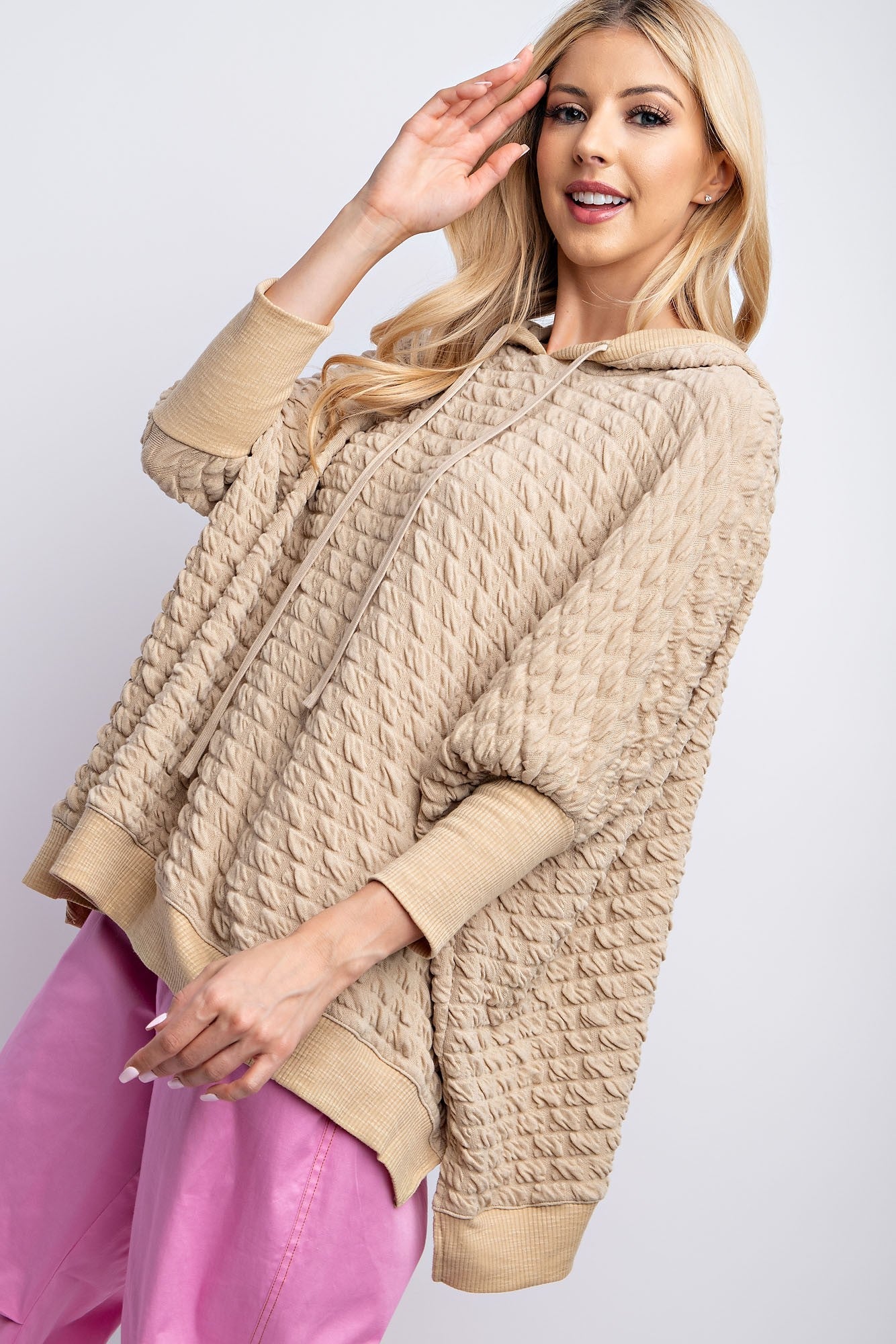 Easel Puffed Textured Hacci Knit Hooded Top in Khaki