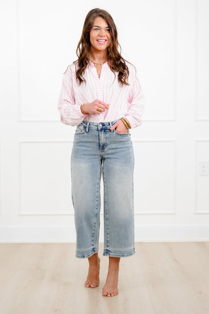 Judy Blue Mid Rise Medium Wash Cropped Wide Leg Jeans