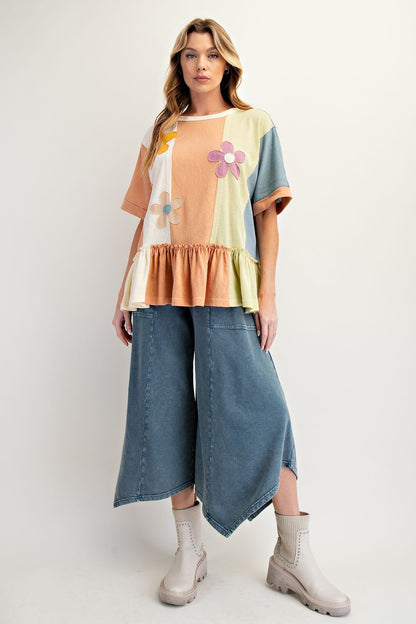 Easel Color Mix Flower Patched Top in Toast Vanilla