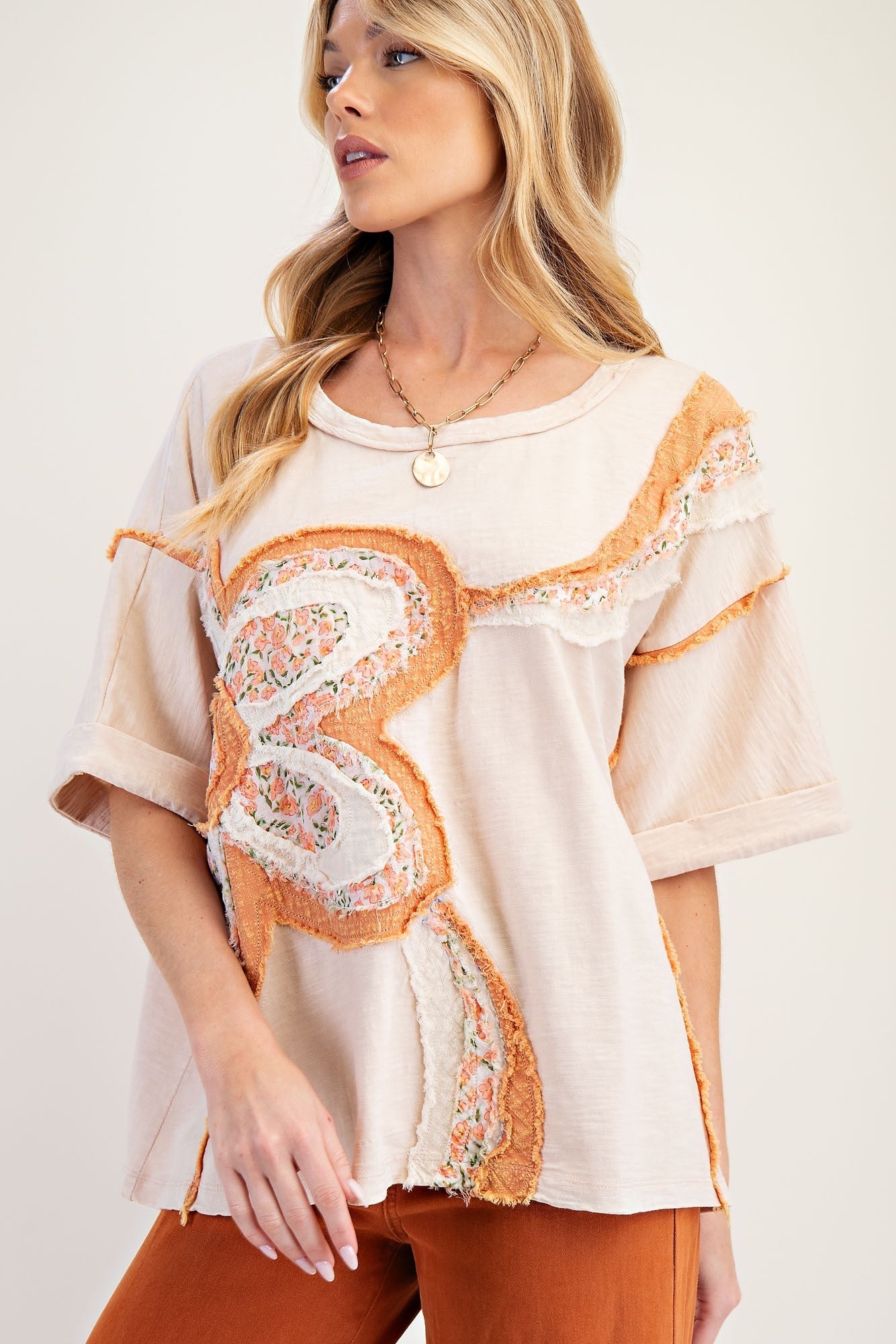 Easel OVERSIZED Top with Mixed Raised Flower Patch in Natural