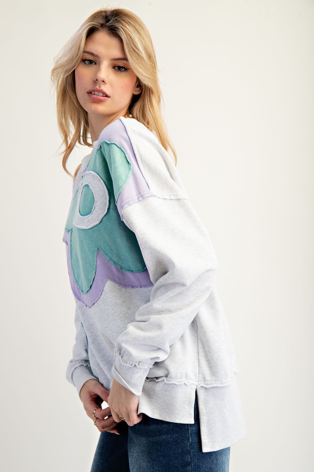 Easel Terry Knit Sweatshirt with Large Flower Patch in Light Heather Grey