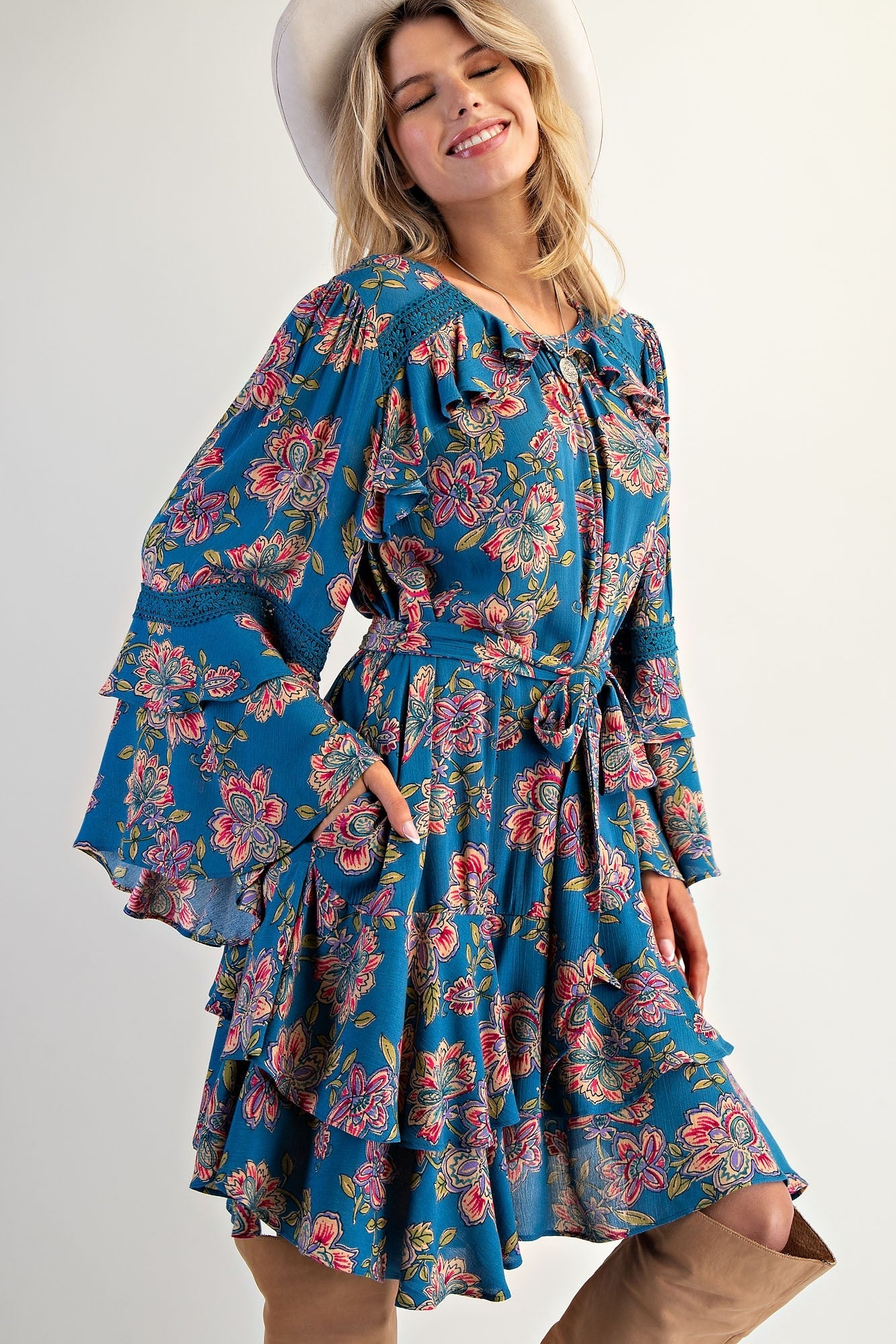Easel Exclusive Floral Print Mini Dress in Teal