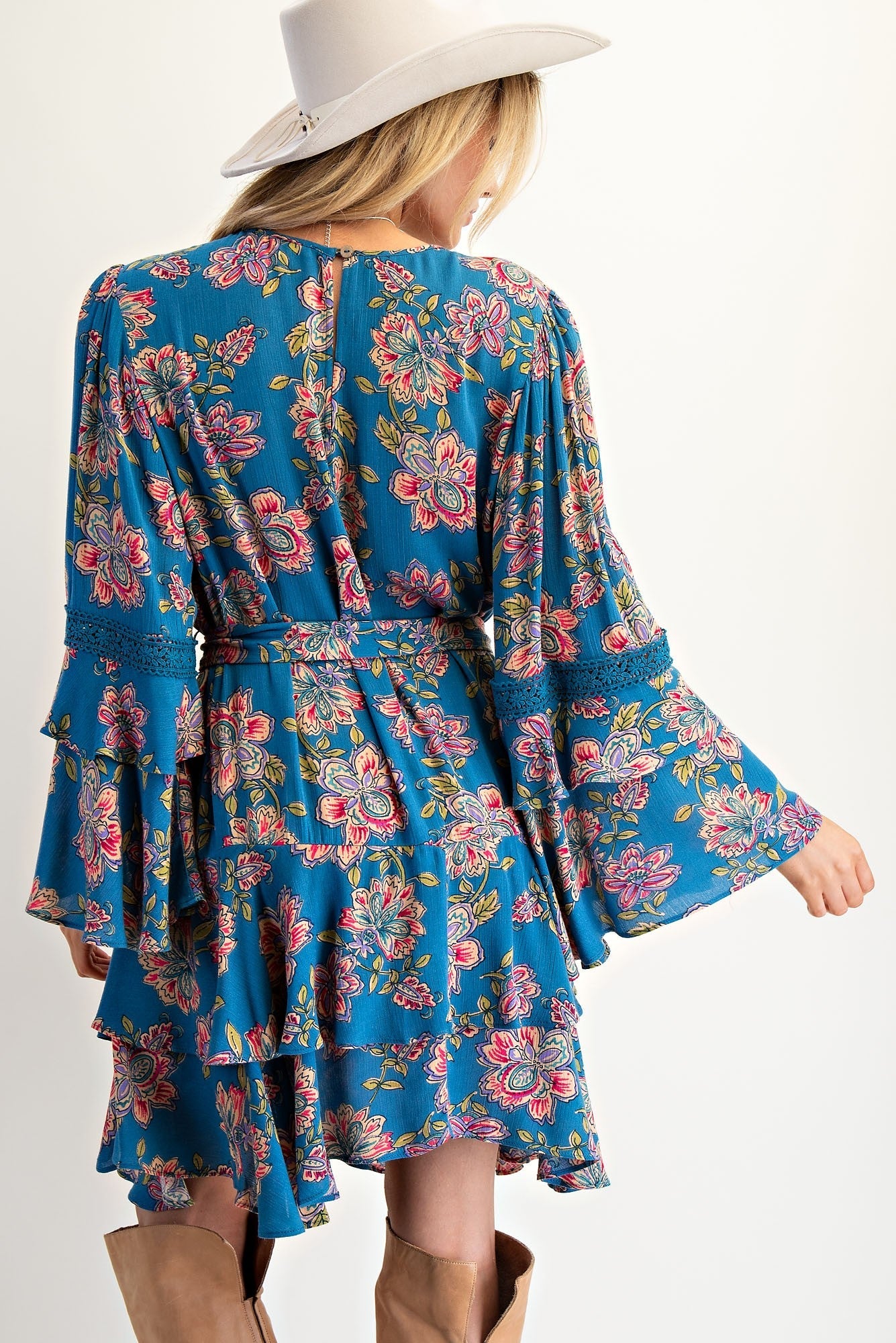 Easel Exclusive Floral Print Mini Dress in Teal