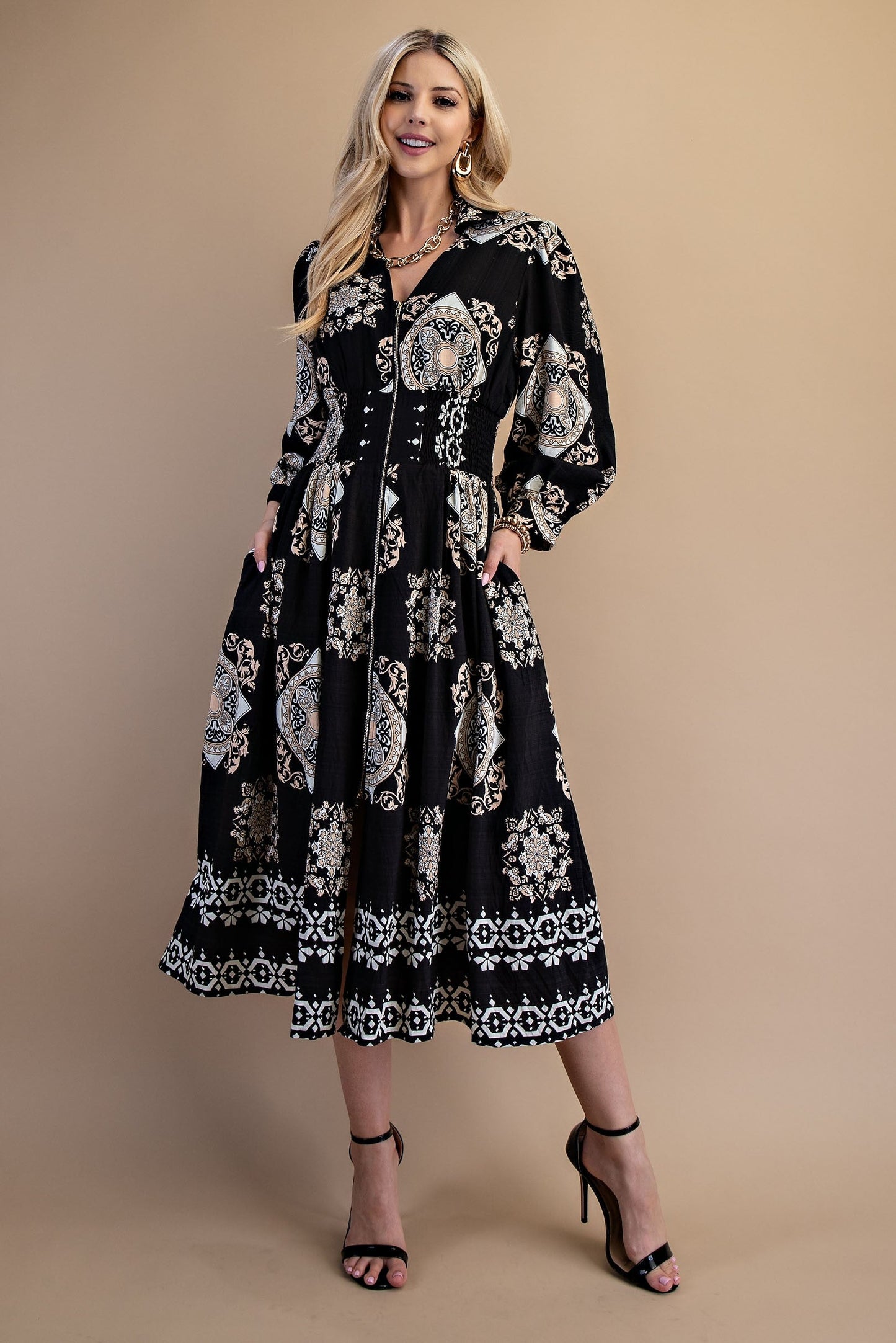 GiGio Tile Print Midi Dress in Black