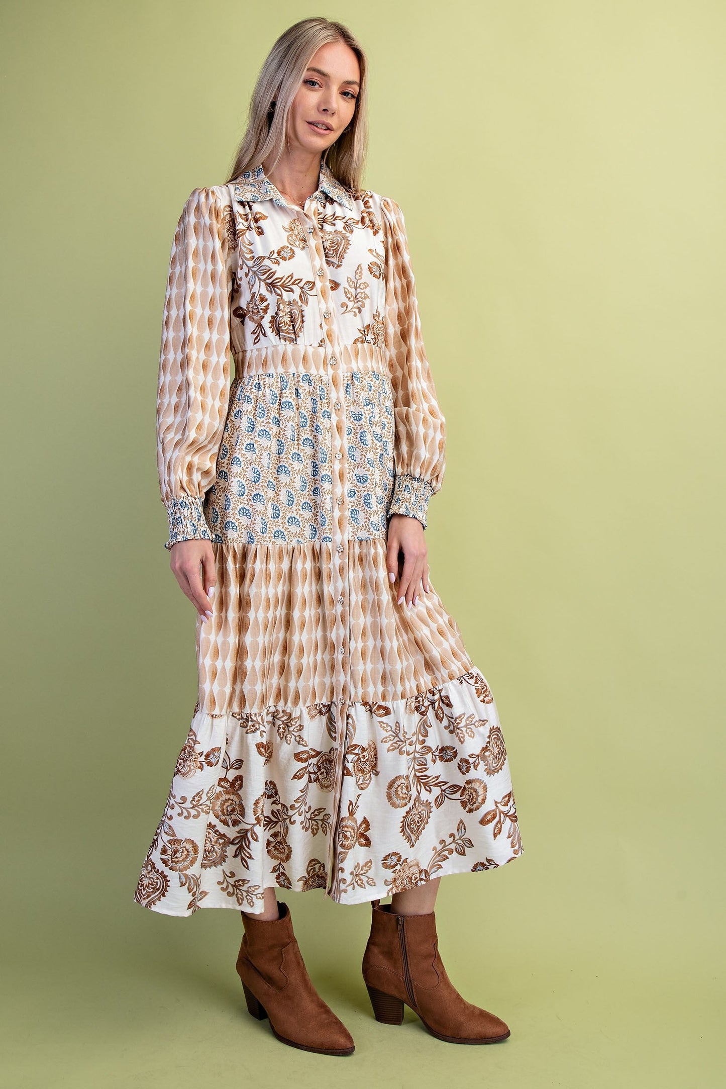 GiGio Mixed Print Maxi Dress in Mocha Mix
