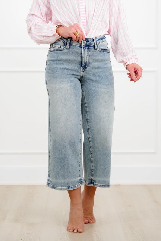 Judy Blue Mid Rise Medium Wash Cropped Wide Leg Jeans