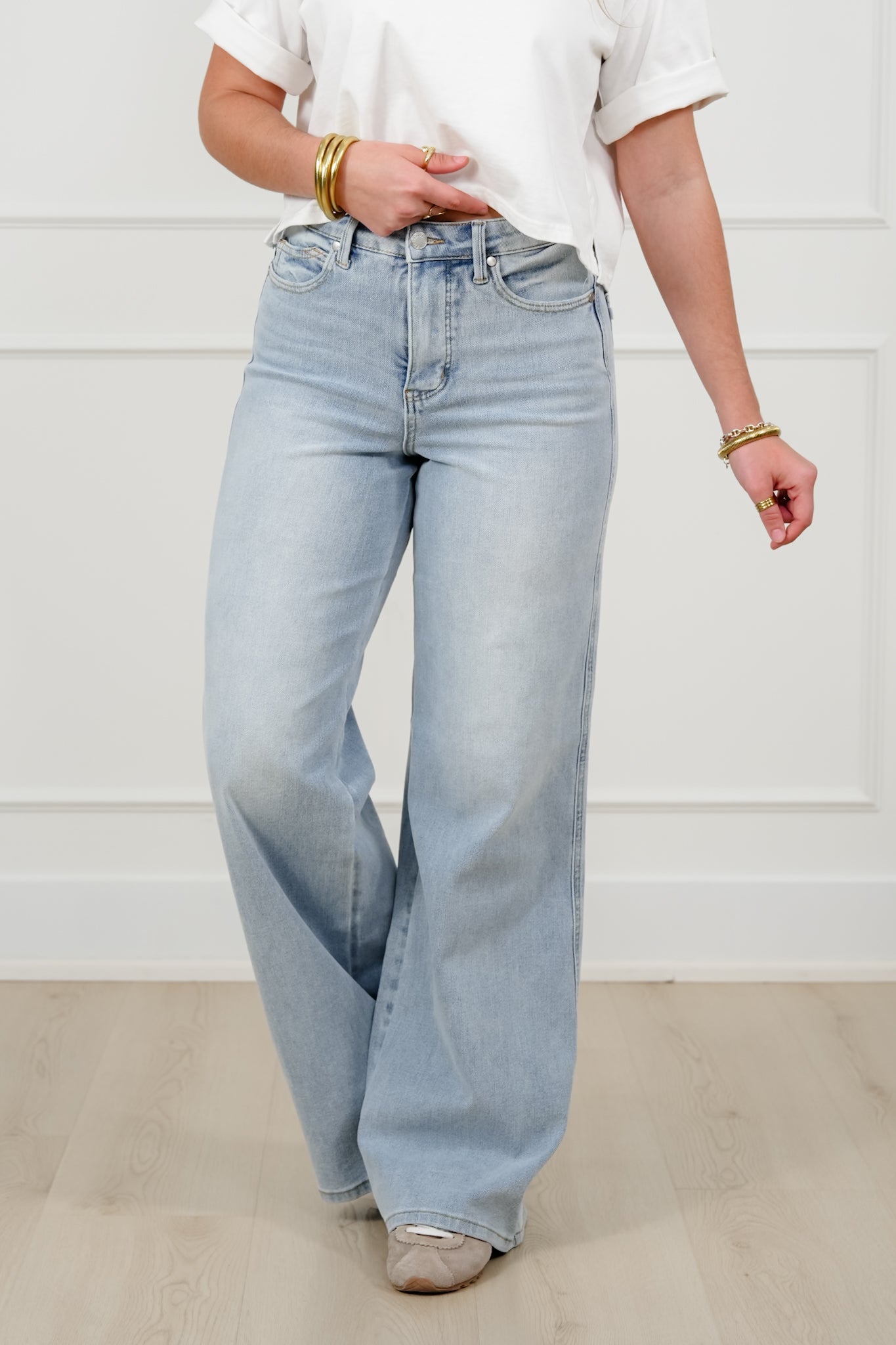 Judy Blue Secret Sauce 2.0 High Rise Light Wash Petite/Reg Tummy Control Retro Wide Leg Jeans