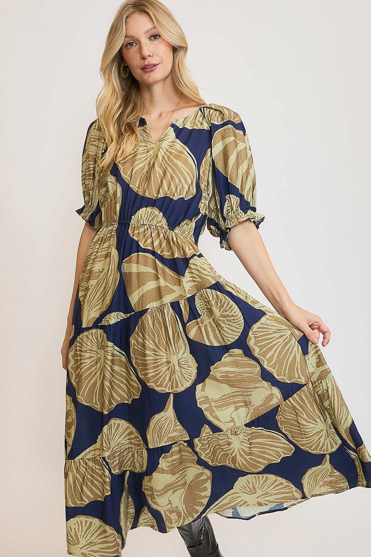 Umgee Floral Print Maxi Dress with Puff Sleeves in Navy/Olive