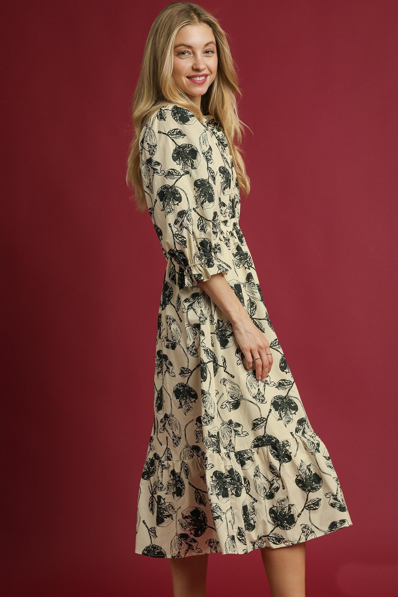 Umgee Two Tone Floral Print Midi Dress in Cream
