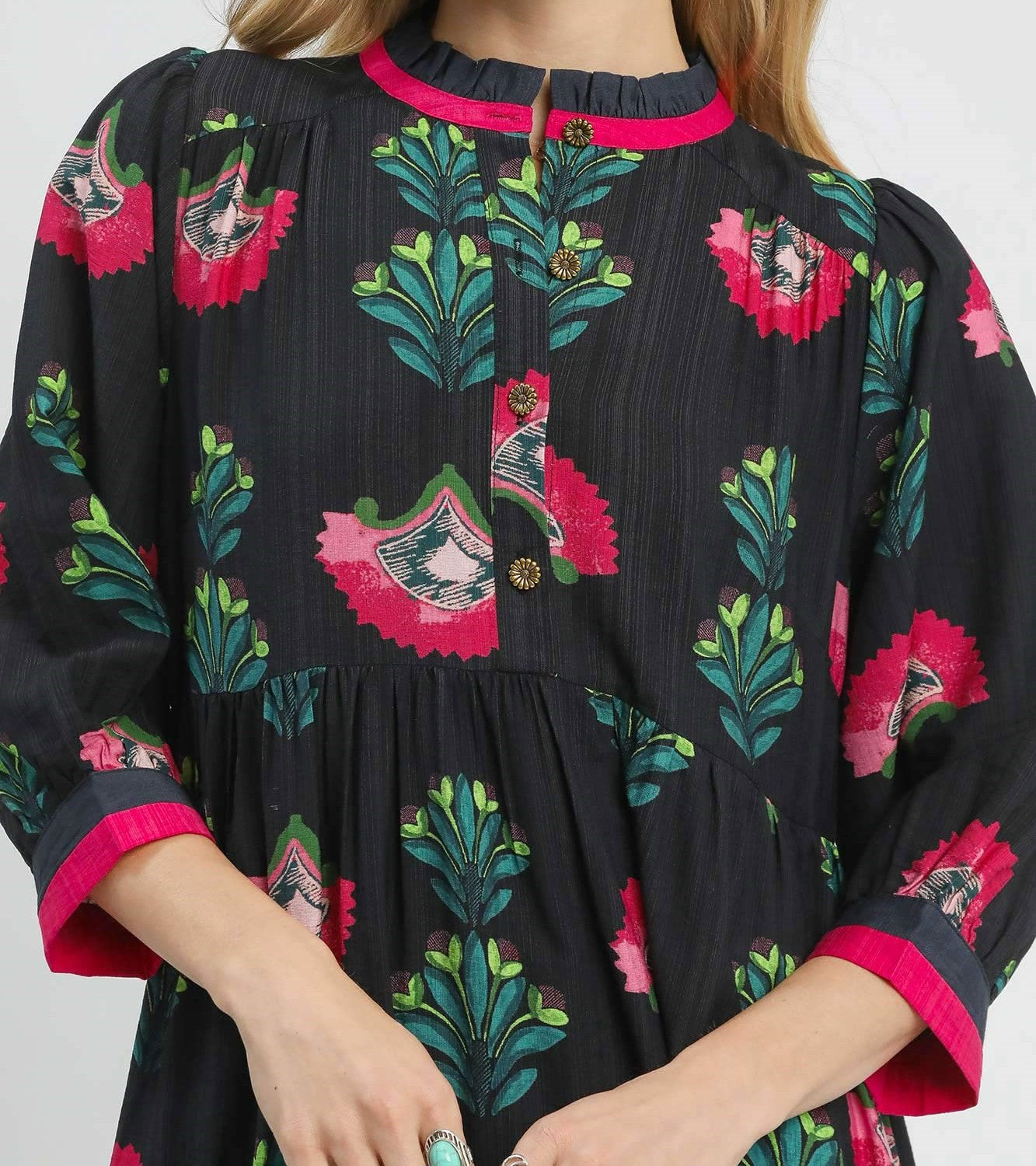 Umgee Floral Print Tiered Midi Dress in Black Mix