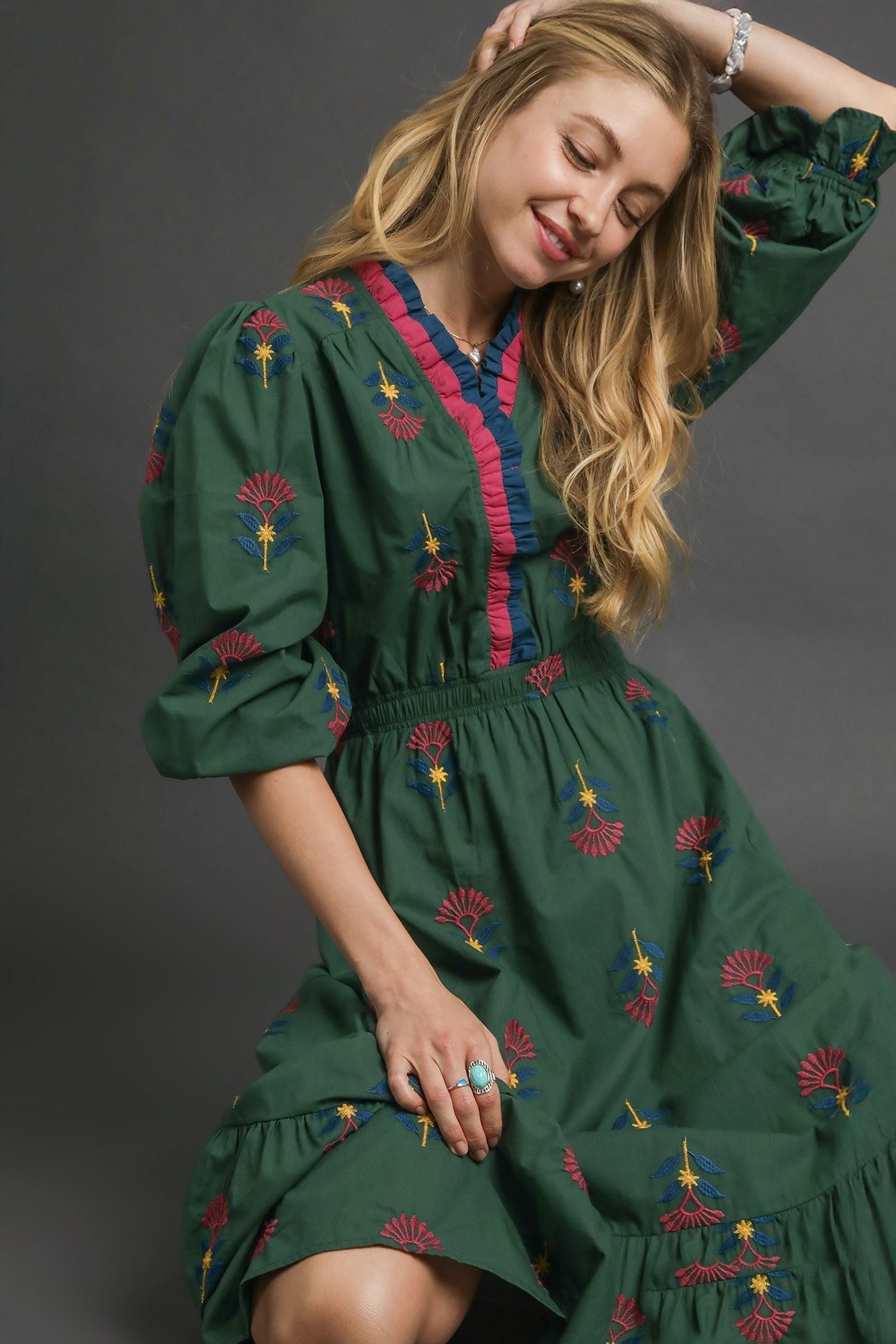 Umgee Boho Floral Embroidered Midi Dress in Hunter Green