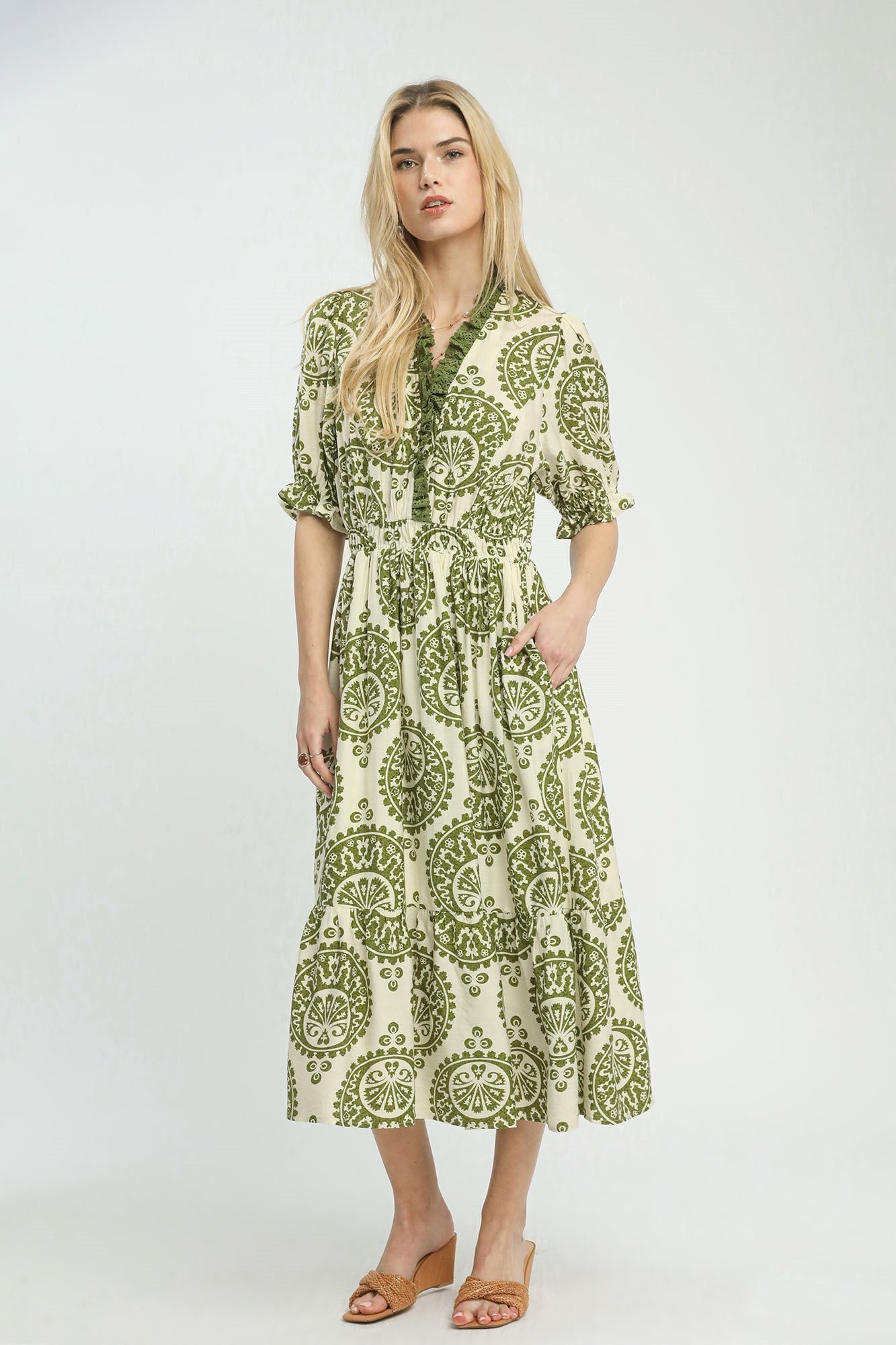 Umgee Medallion Paisley Print Midi Dress in Green