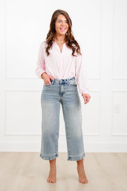 Judy Blue Mid Rise Medium Wash Cropped Wide Leg Jeans