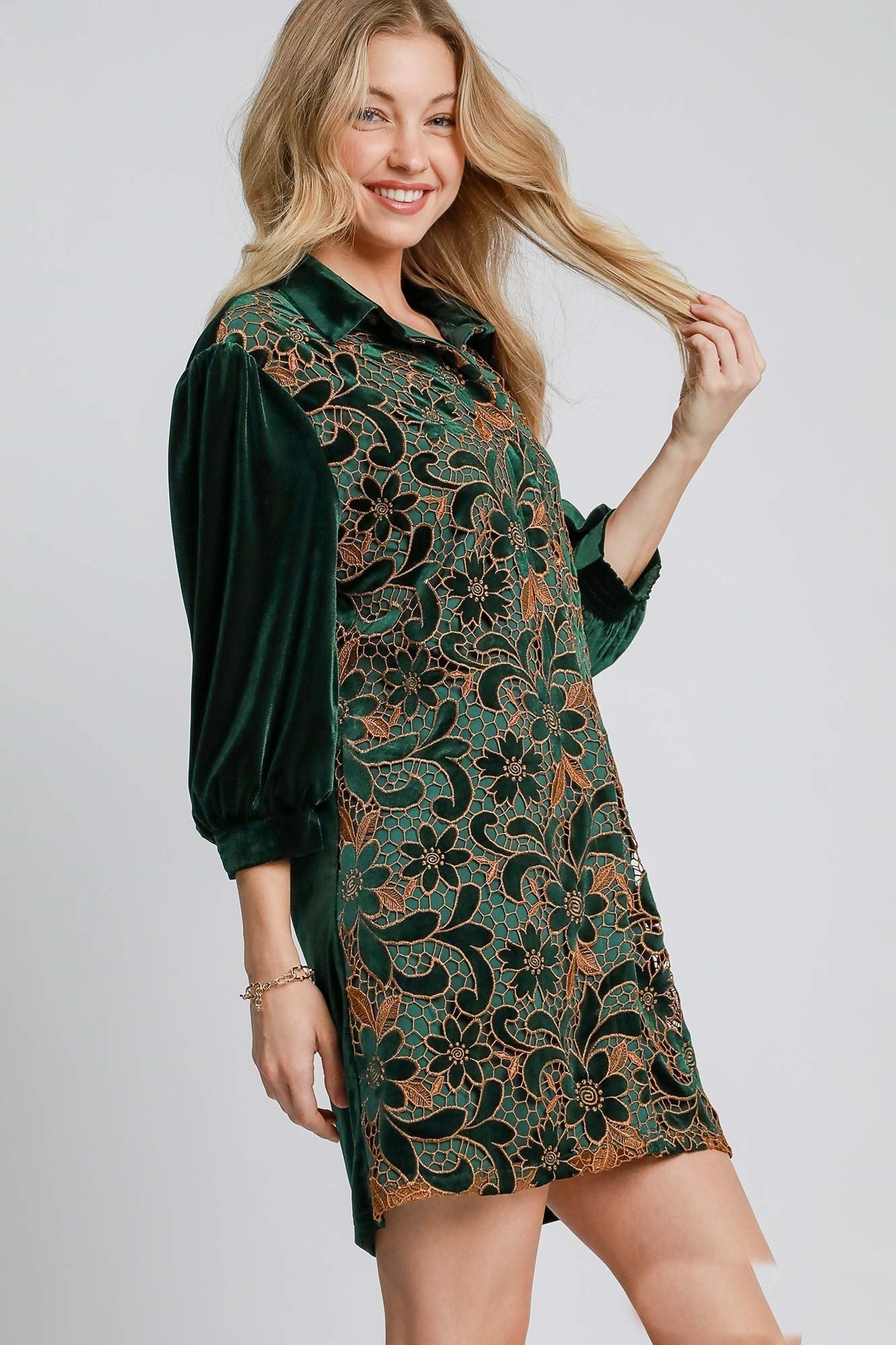 Umgee Velvet Lace Mini Dress in Hunter Green