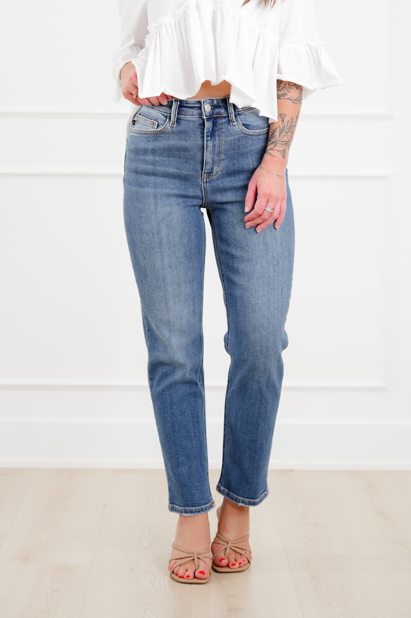 Judy Blue High Rise Medium Wash Ankle Length Straight Leg Jeans
