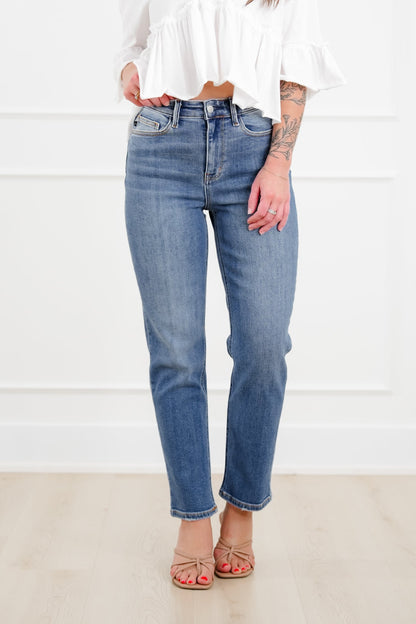 Judy Blue High Rise Medium Wash Ankle Length Straight Leg Jeans