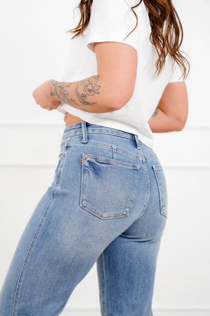 Judy Blue Petite/Reg The Karly Mid Rise Medium Vintage Wash Tummy Control Straight Leg Jeans