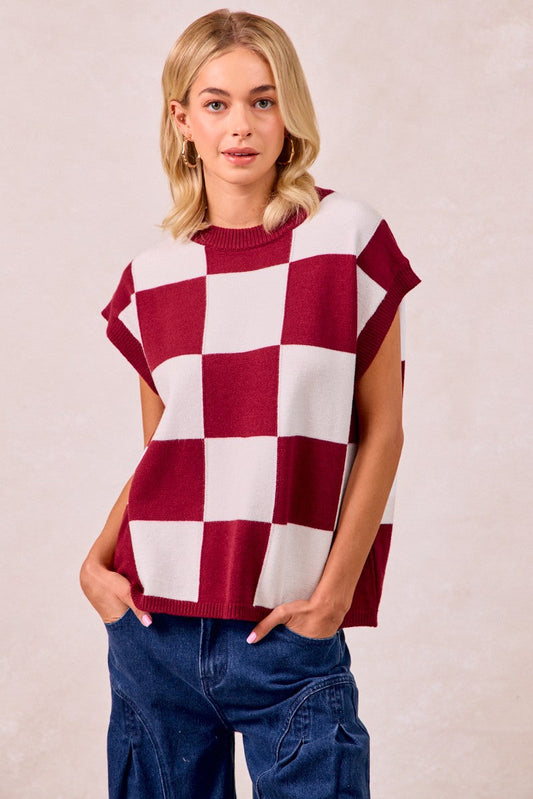 BiBi Contrasting Color Checkered Sweater Vest in Burgundy/Ivory