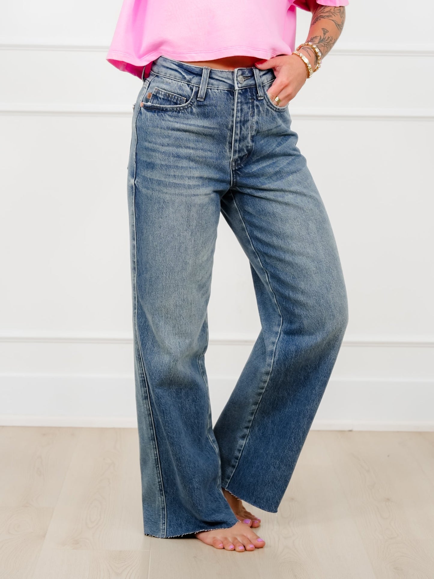 Judy Blue The Zoe Rigid Magic Wilhelmina Baggy Jeans