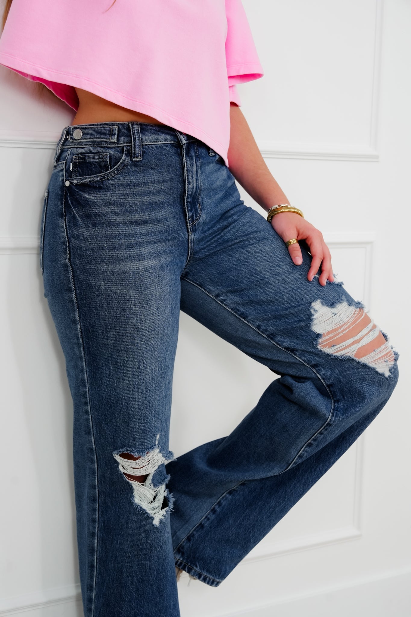 Judy Blue High Rise Medium Wash Rigid Magic Distressed Straight Leg Jeans with Adjustable Waist Band Tabs