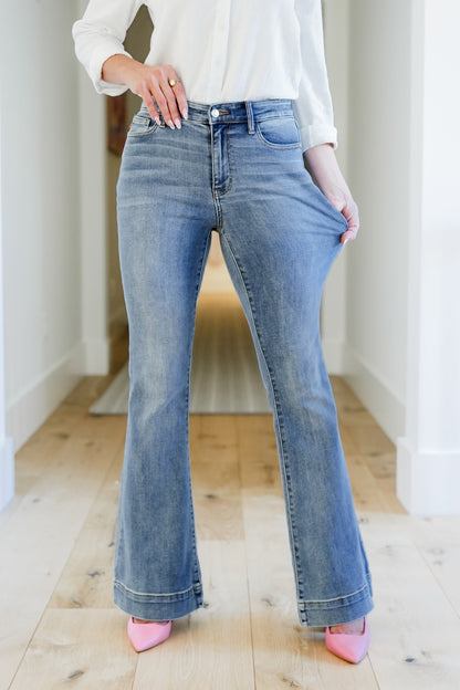 Judy Blue Multi-Inseam Mid-Rise Medium Wash Trouser Flare Jeans