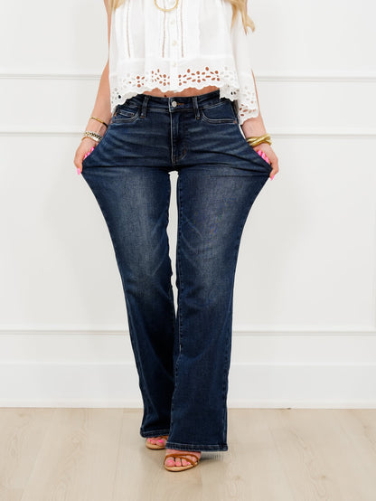 Judy Blue Mid Rise Medium Wash Alex Boy Bootcut Jeans