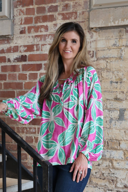 BiBi Bold Floral Print Exaggerated Balloon Sleeve Top in Fuchsia/Teal