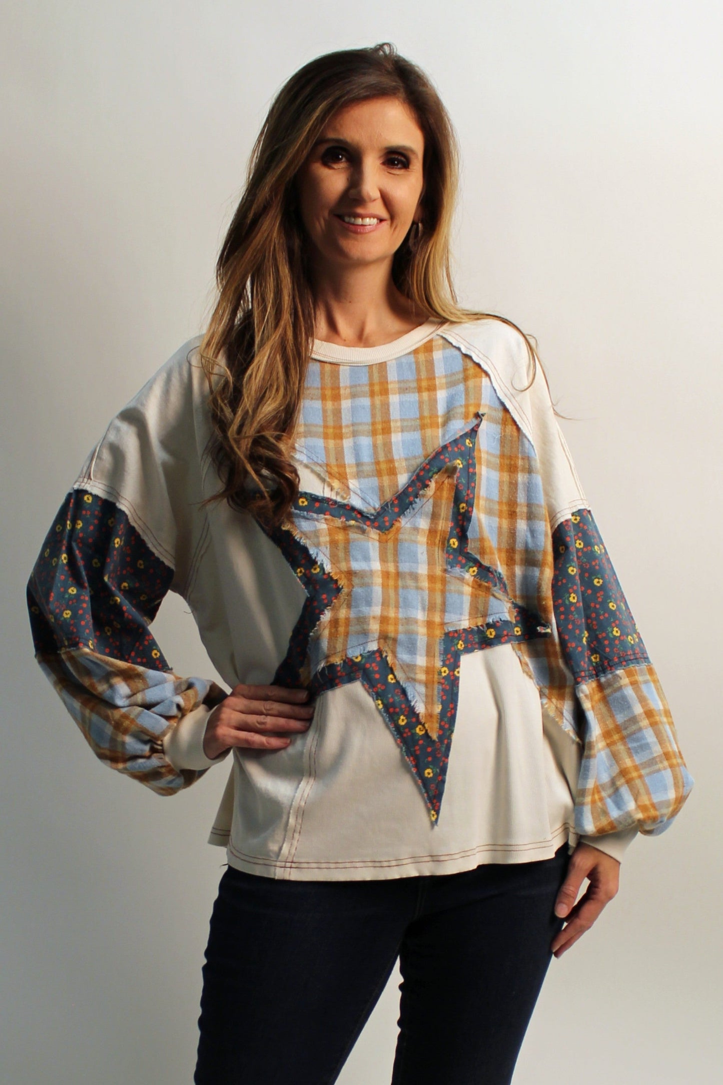 Easel Mix n Match Star Patched Top in Ecru