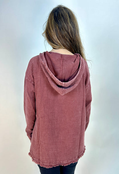 Easel Mineral Washed Cotton Gauze Hooded Top in Plum
