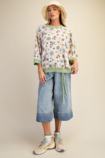 Easel Signature Floral Print Waffle Knit Pullover Top in Sage Rust