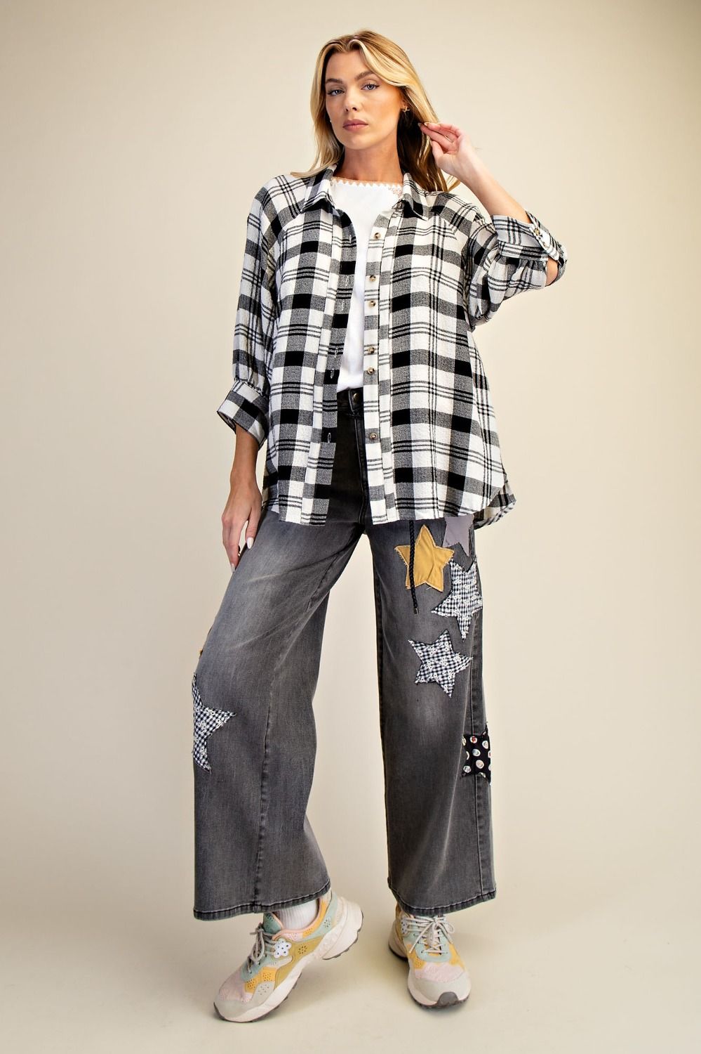 Easel Woven Plaid Top in Black