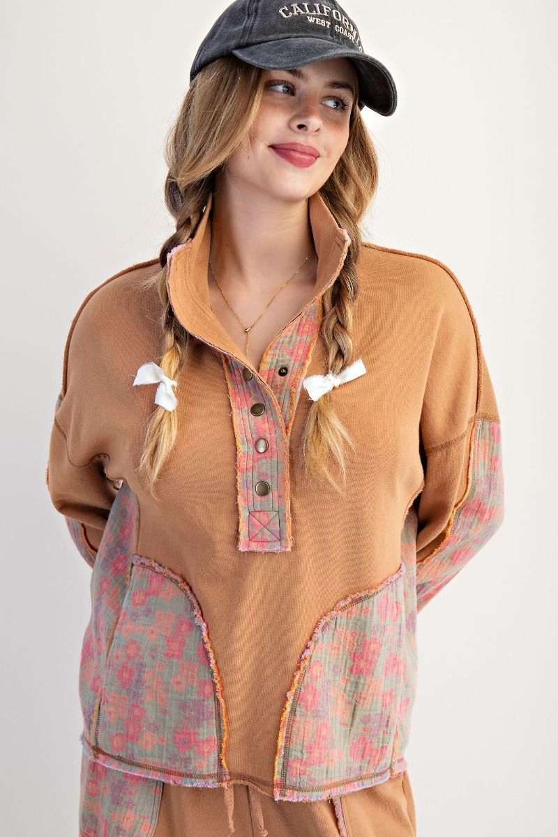 Easel Terry Knit and Floral Knit Pullover Top in Camel