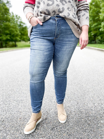 Judy Blue BEST DAMN SKINNIES EVER (BDS) Pin Tacked Non-Distressed